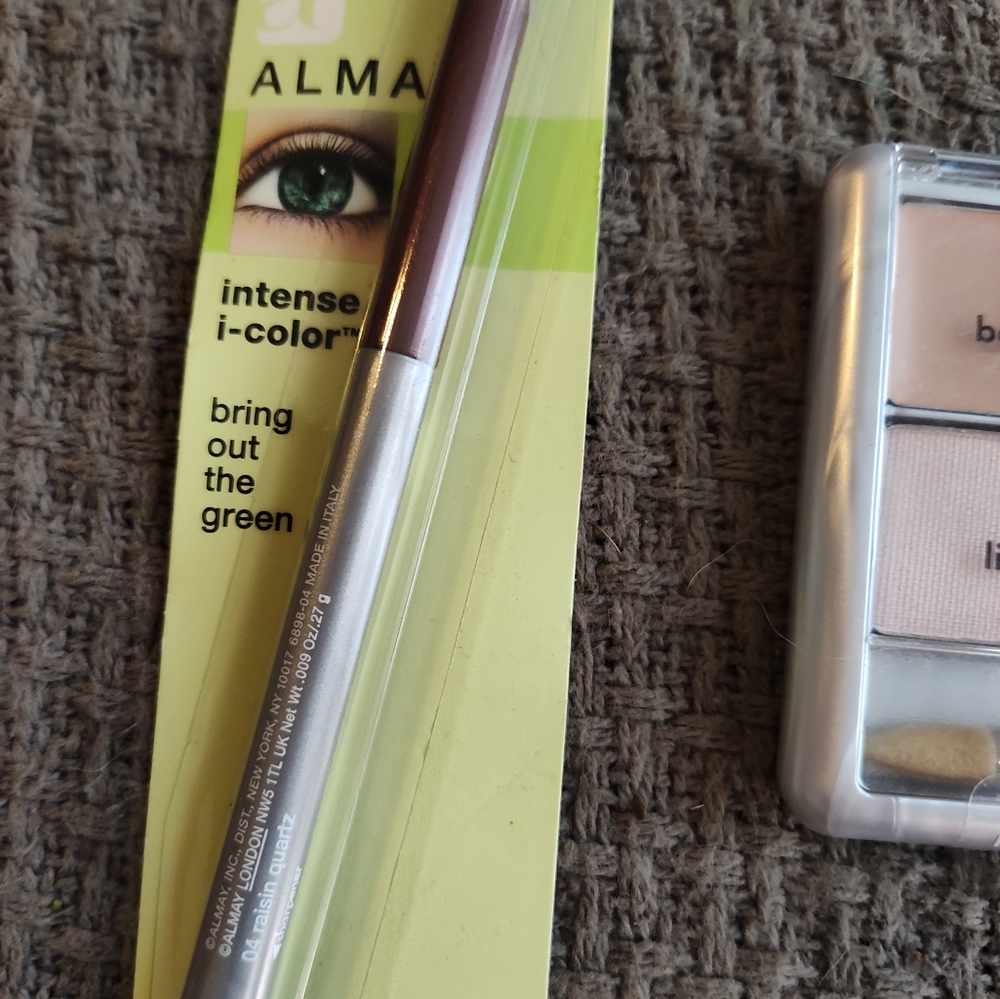 Make-up lip and eye bundle - Picture 7 of 12